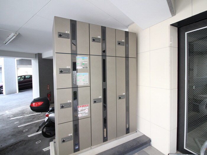 ユーコート新丸子の物件外観写真