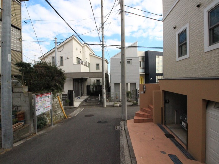 フォレスタ横浜の物件外観写真