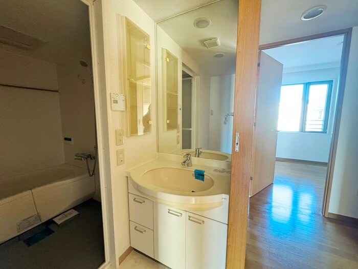 ドルフ南本宿Ⅱの物件内観写真