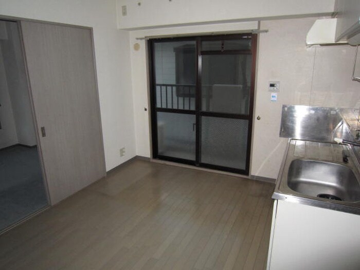 ヴィラパルク崎中の物件内観写真