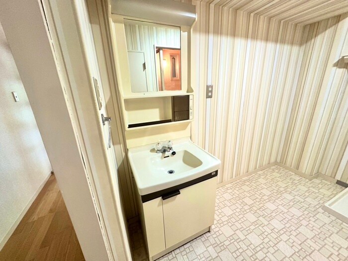 芦屋緑１住宅３号棟（２０４）の物件内観写真