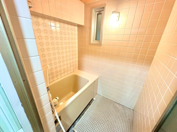 芦屋緑１住宅３号棟（２０４）の物件内観写真