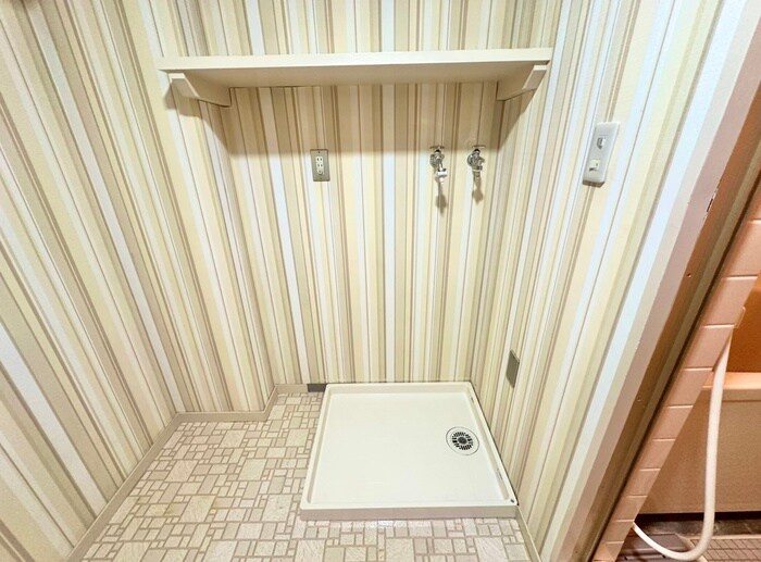 芦屋緑１住宅３号棟（２０４）の物件内観写真