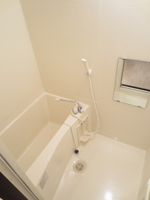 ｱﾝﾌﾟﾙ-ﾙｸﾗ-ｼﾞｭﾙｳﾞﾆ-ﾙの物件内観写真