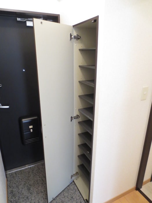 ｱﾝﾌﾟﾙ-ﾙｸﾗ-ｼﾞｭﾙｳﾞﾆ-ﾙの物件内観写真