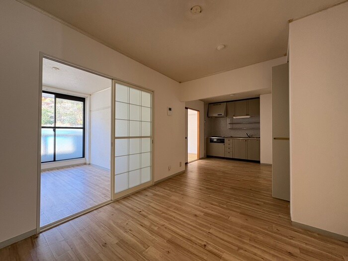 イーストヒルズ平野の物件内観写真