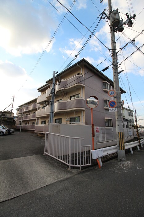 グランド－ルの物件外観写真