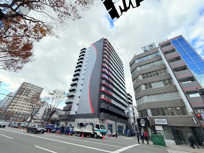 セレニテ東梅田アリエの物件外観写真