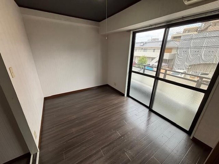 英和ビルの物件内観写真