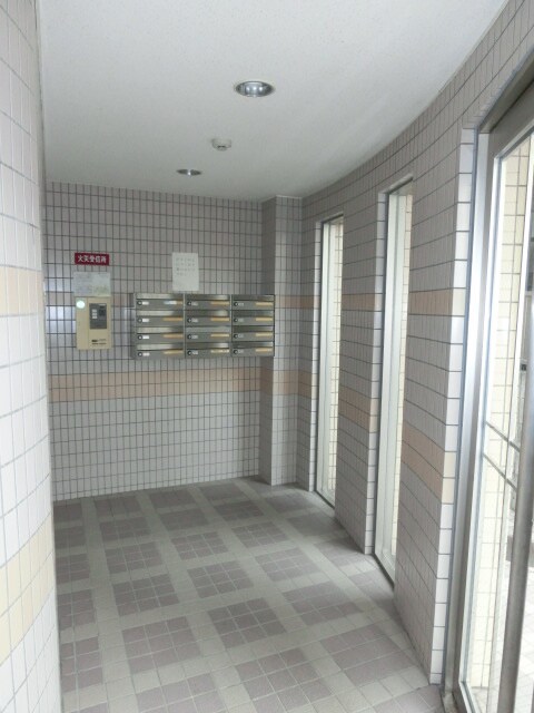 カストリウィンの物件外観写真