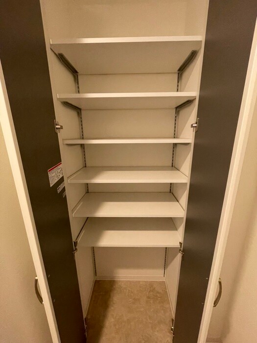 セレニティ荒本B棟の物件内観写真