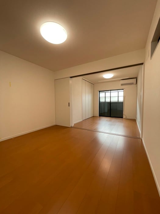 セレニティ荒本B棟の物件内観写真