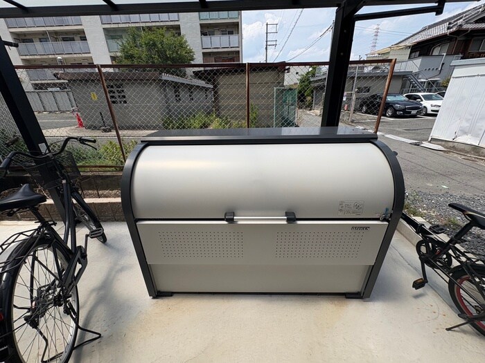 セレニティ荒本B棟の物件外観写真