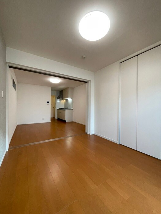 セレニティ荒本B棟の物件内観写真