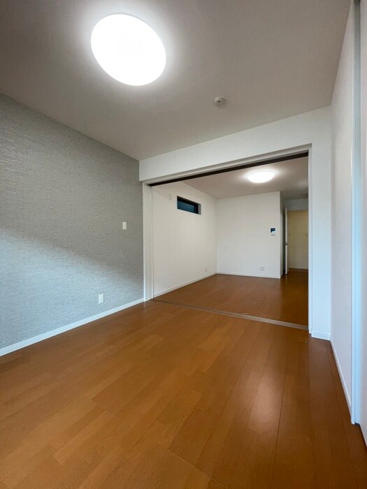 セレニティ荒本B棟の物件内観写真