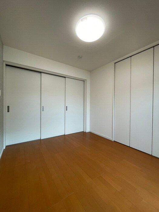 セレニティ荒本B棟の物件内観写真