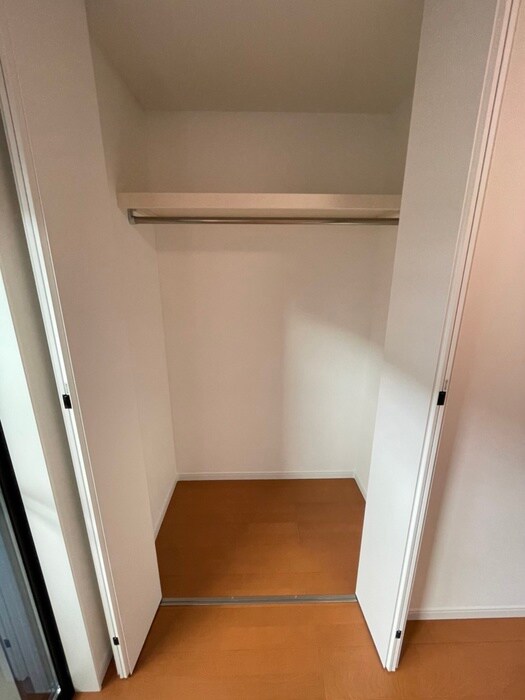 セレニティ荒本B棟の物件内観写真