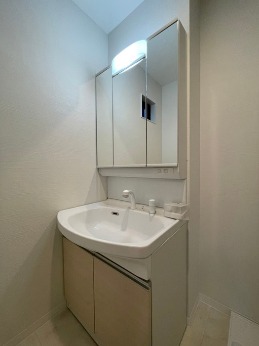 セレニティ荒本B棟の物件内観写真