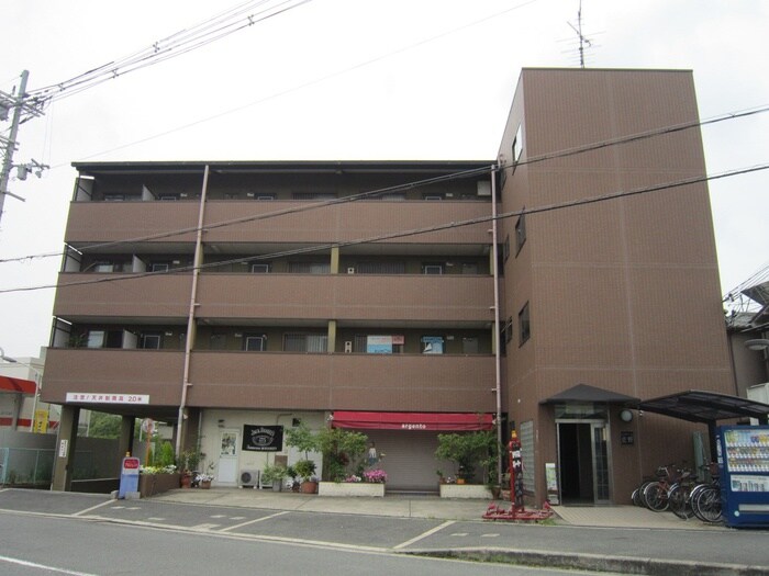 エスポワ－ル交野の物件外観写真