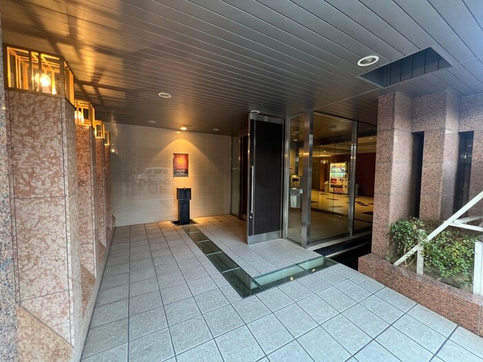 ｴｽﾃﾑｺｰﾄ三宮駅前ﾗ・ﾄﾞｩｰ(409)の物件外観写真