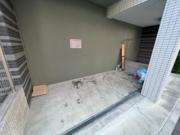 フォレ・リビエール磯辺通の物件外観写真