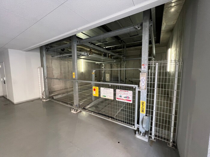 フォレ・リビエール磯辺通の物件外観写真