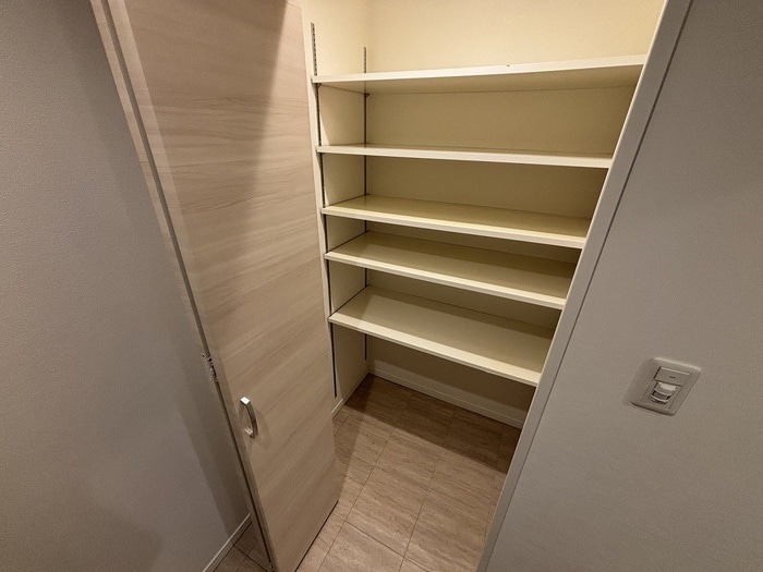 フォレ・リビエール磯辺通の物件内観写真