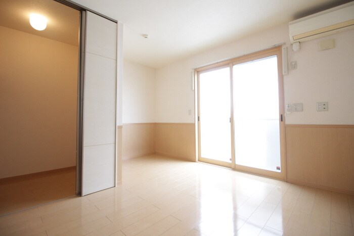 コ－ポラス鞍作の物件内観写真