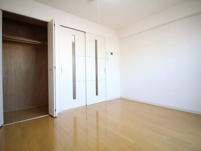 セラフィック・ＩＷＴの物件内観写真