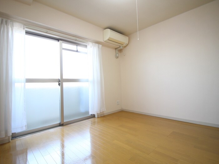 セラフィック・ＩＷＴの物件内観写真