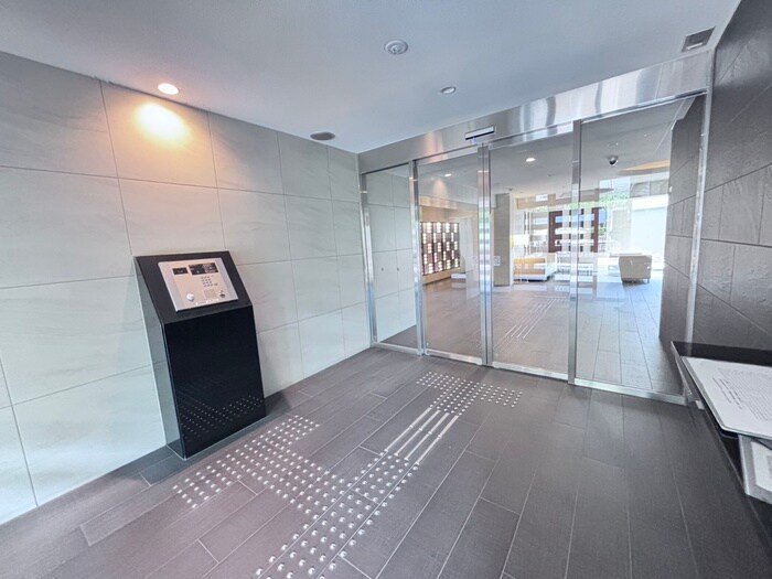 ルネ京都烏丸五条（1002）の物件外観写真