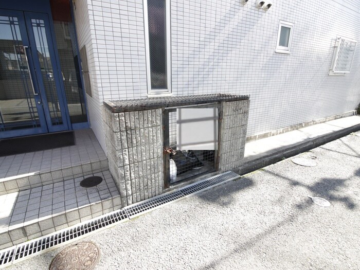 Ｍ・ローゼ忍ヶ丘の物件外観写真