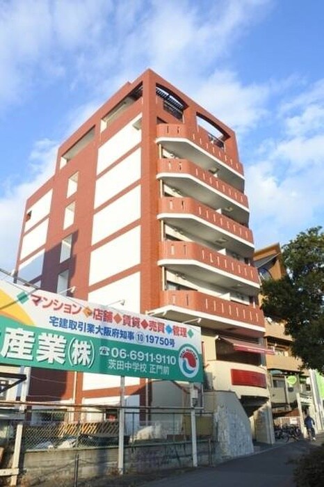 ジョイパ－ク鶴見の物件外観写真