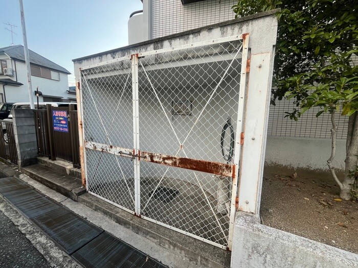 ロイヤルハイツ・Ｙの物件外観写真