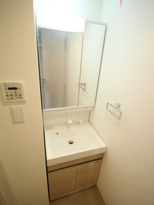 LUXENA　KADOMAの物件内観写真