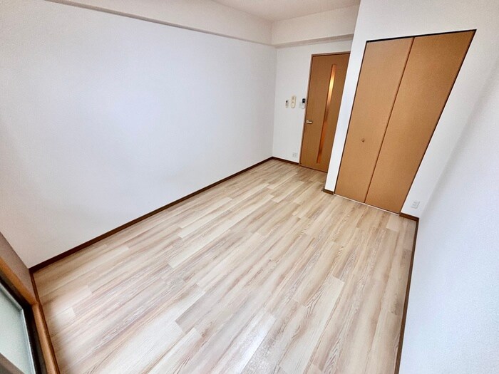 パークサイド西小路の物件内観写真