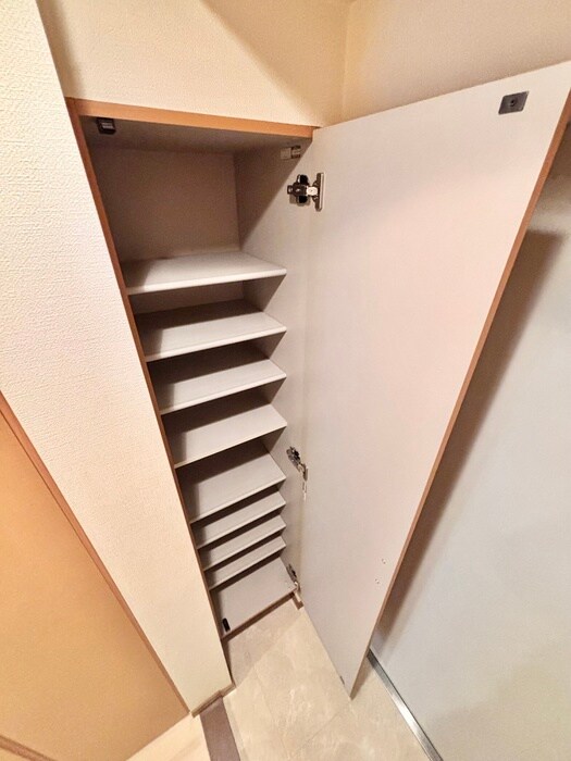 パークサイド西小路の物件内観写真