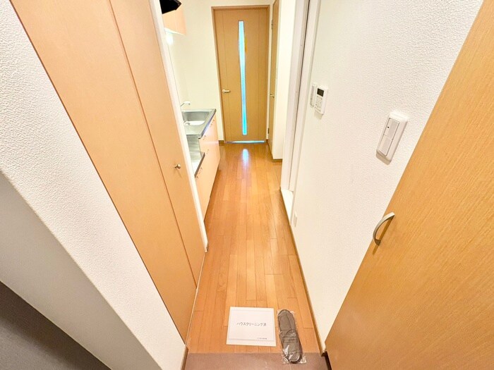 パークサイド西小路の物件内観写真