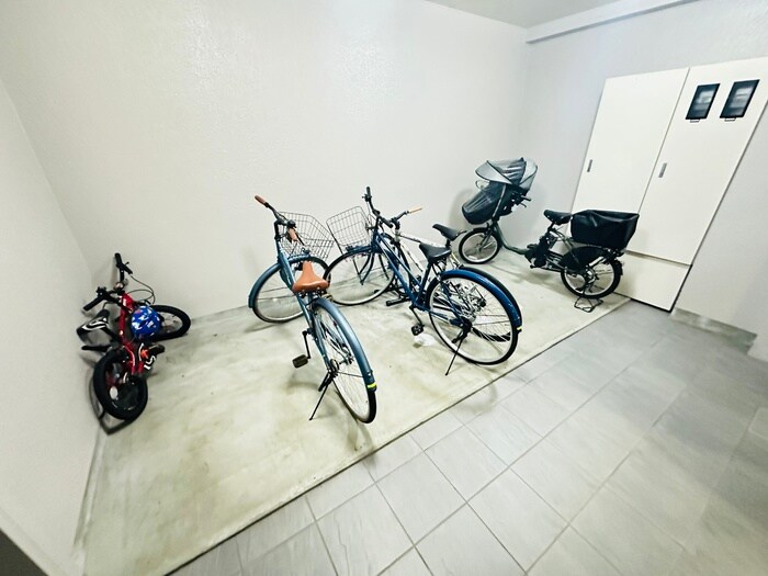 コンフォレスト三条の物件外観写真