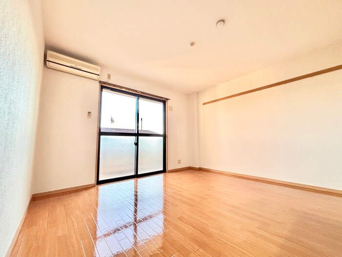 ミ　ピアーチェの物件内観写真