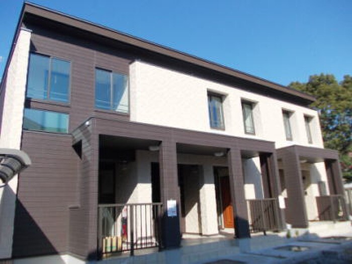 カンフリエⅡの物件外観写真