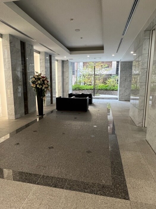 リーガル四ツ橋立売堀Ⅱの物件外観写真