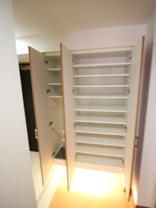 リーガル四ツ橋立売堀Ⅱの物件内観写真