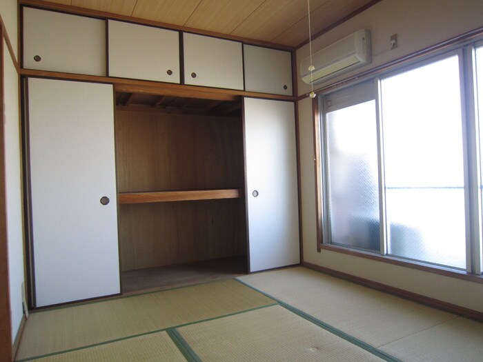 保田レジデンスの物件内観写真