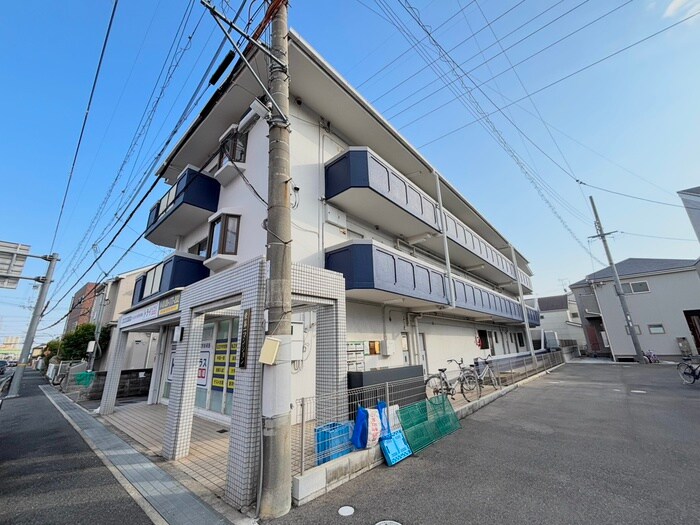 栄第一マンションの物件外観写真