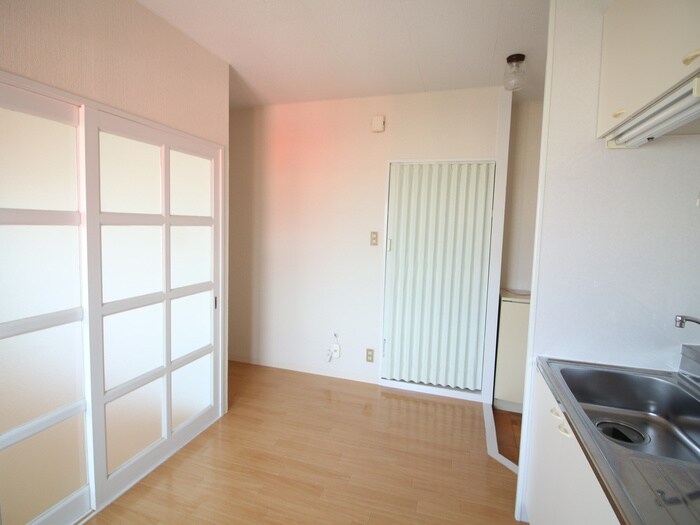 栄第一マンションの物件内観写真