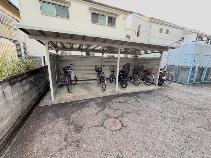 栄第一マンションの物件外観写真