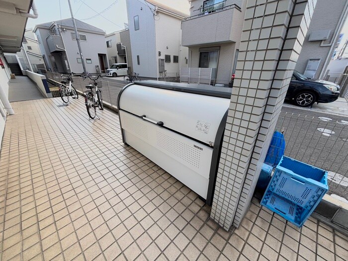 栄第一マンションの物件外観写真