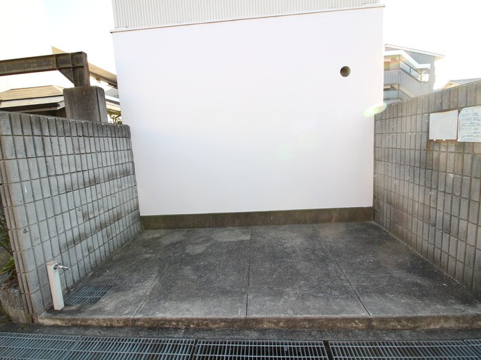 ランスロット　ファミールの物件外観写真