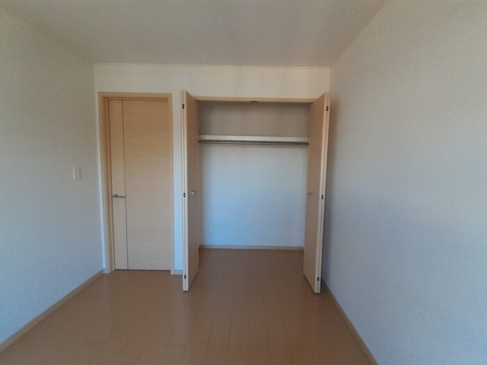 メルシ－ボンジョルネＡ棟の物件内観写真